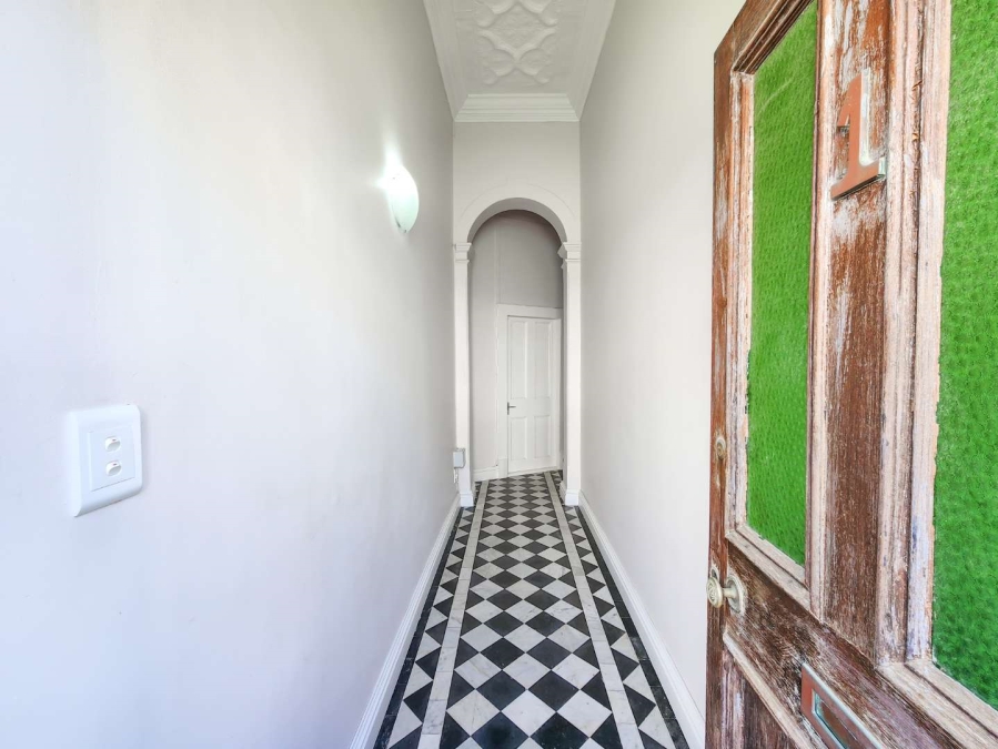 To Let 3 Bedroom Property for Rent in Sea Point Western Cape